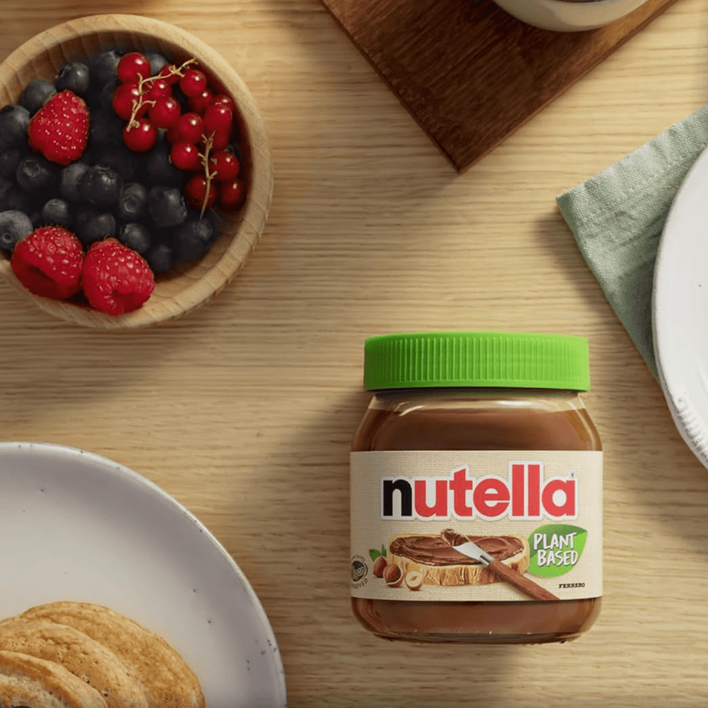 Ferrero Nutella Vegetal Plant-Based, Crema de Avellanas y Cacao para Untar, Vegana, Sin Lactosa, Sin Gluten, Ideal para el Desayuno de Veganos y Personas Intolerantes a la Lactosa, 350g por Tarro