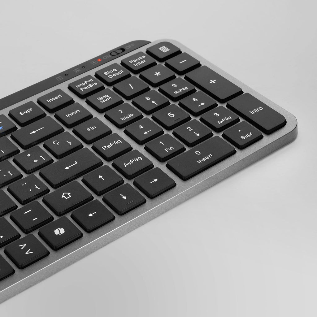 Mars Gaming MK-SILENKEYS, Teclado Inalámbrico Full-Format Compacto, Perfil Bajo, Switches Tijera Silenciosos, Tecla Copilot AI, Bluetooth 5.1 Dual + 2.4GPRO, Batería 200h, PC/Mac, Español, Negro