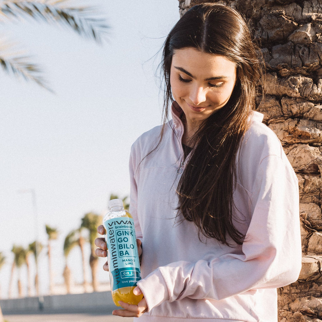 Viwa VitaminWater BrainBoost, Bebida Refrescante Cero Azúcar con Ginkgo Biloba y Vitaminas C y B. Sabor Mango, Lima y Lichi, Mejora la Agilidad Mental y la Concentración, 600ml, Pack de 12