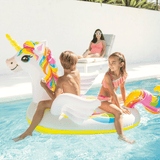 Flotador Piscina Unicornio Hinchable Grande con 2 Asas, Hecha de Vinilo Ultra Resistente, Con 2 Cámaras de Aire para Mayor Seguridad y 2 Asas Resistentes para Mayor Sujeción y Estabilidad, Incluye Kit de Parches para Reparar Pequeños Poros o Pinchazos