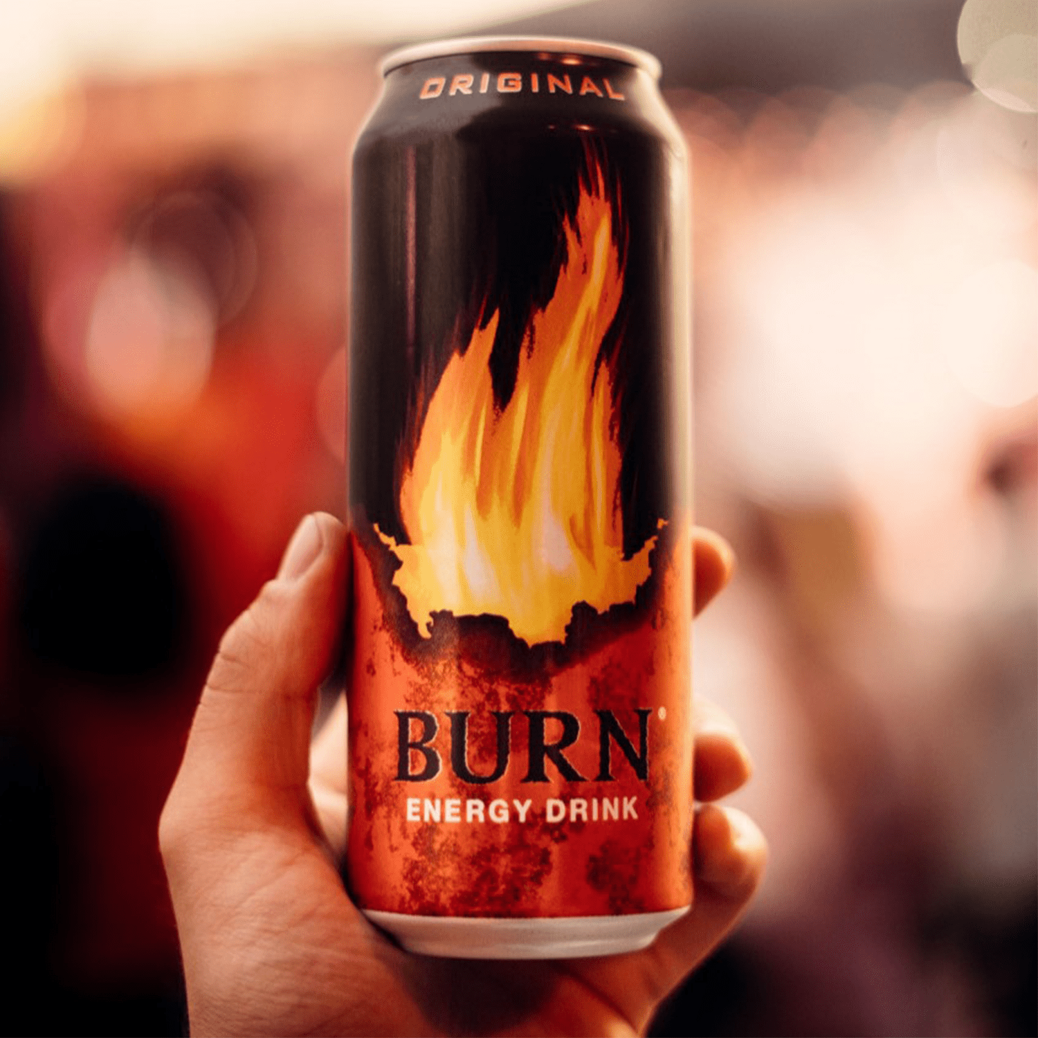 BURN Bebida Energética, Refresco Energético con Taurina, Guaraná y Vitaminas B6 y B12, Pack 12/24 Latas de 500ml