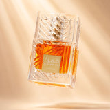 Lattafa Khamrah Eau de Parfum, Perfume Árabe Unisex con Aroma Cálido y Envolvente, Notas Dulces, Especiadas y Amaderadas de Larga Duración, 100 ml