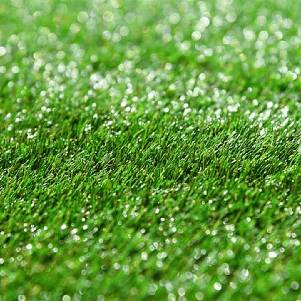 Limpiador Cesped Artificial Concentrado, Triple acción: Limpia, Higieniza y Perfuma, Rinde +130L, 2L por Garrafa