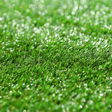 Limpiador Cesped Artificial Concentrado, Triple acción: Limpia, Higieniza y Perfuma, Rinde +130L, 2L por Garrafa
