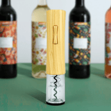 Sacacorchos Eléctrico para Vino con Luz LED, Apto para la Mayoría de Botellas, Práctico y Fácil de Usar, Incluye Cortacápsulas, Funciona con 4 Pilas AA (no incluidas)