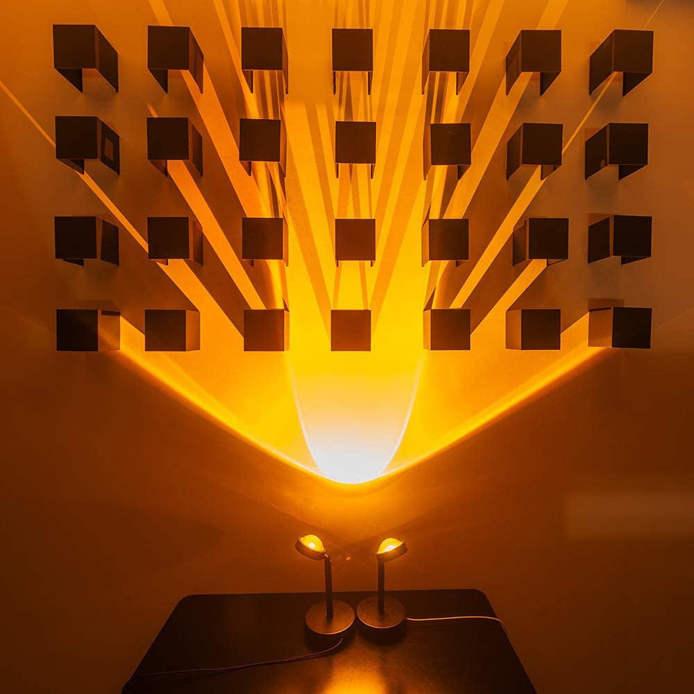 Lámpara Atardecer USB, Proyector de Luz de Puesta de Sol, Lámpara de Proyección de Atardecer, Cable USB, Proyector de 4 Colores con Luz Ambiente, Proyección Circular, Rotación 180º, Aluminio Resistente, Ideal para Decoración y Crear un Ambiente Único