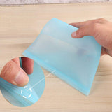 Set 8 Bolsas Reutilizables de Silicona con Ciere Hermético tipo Cremellera, Resistentes al Calor y al Frío, Fáciles de Lavar a Mano o en el Lavaplatos, Ideal para Viaje y Momentos Fuera de Casa, Medidas: 15×2,3×7,5cm - 17×3,5×13,5cm - 13x6x10,5cm - 15