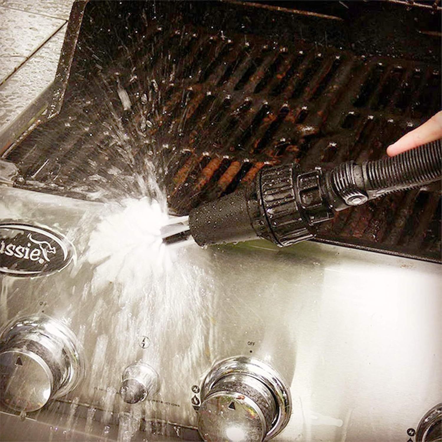 Cepillo Giratorio Limpieza, Rotación Mediante Presión de Agua, Conecta la Manguera de Jardín al Cepillo para Empezar la Rotación, Conexión Simple, Ligero y Fácil de Usar, Puede Emplearse con Productos de Limpieza, Rotación Constante, Duradero y Resistente