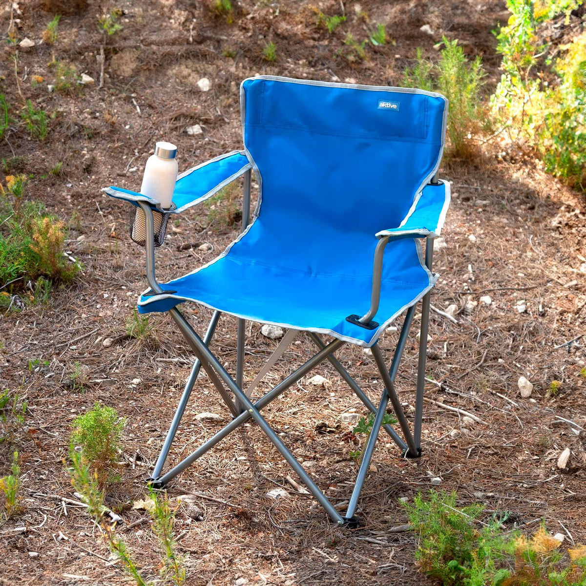 AKTIVE Silla de Camping Plegable Portátil para Camping, Playa y Jardín con Estructura Resistente, Capacidad de hasta 100 kg, 45 x 45 x 80 cm, Azul