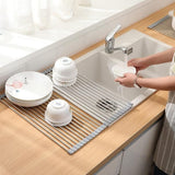 Escurridor de Platos para Fregadero, Escurridor de Platos Enrrollable de Acero Inoxidable, Escurridor Multifuncional sobre Fregadero, Escurridor de Platos Plegable, Colador de Cocina para Frutas y Verdurias, Fácil de Limpiar, Ahorra Espacio, Color Gris