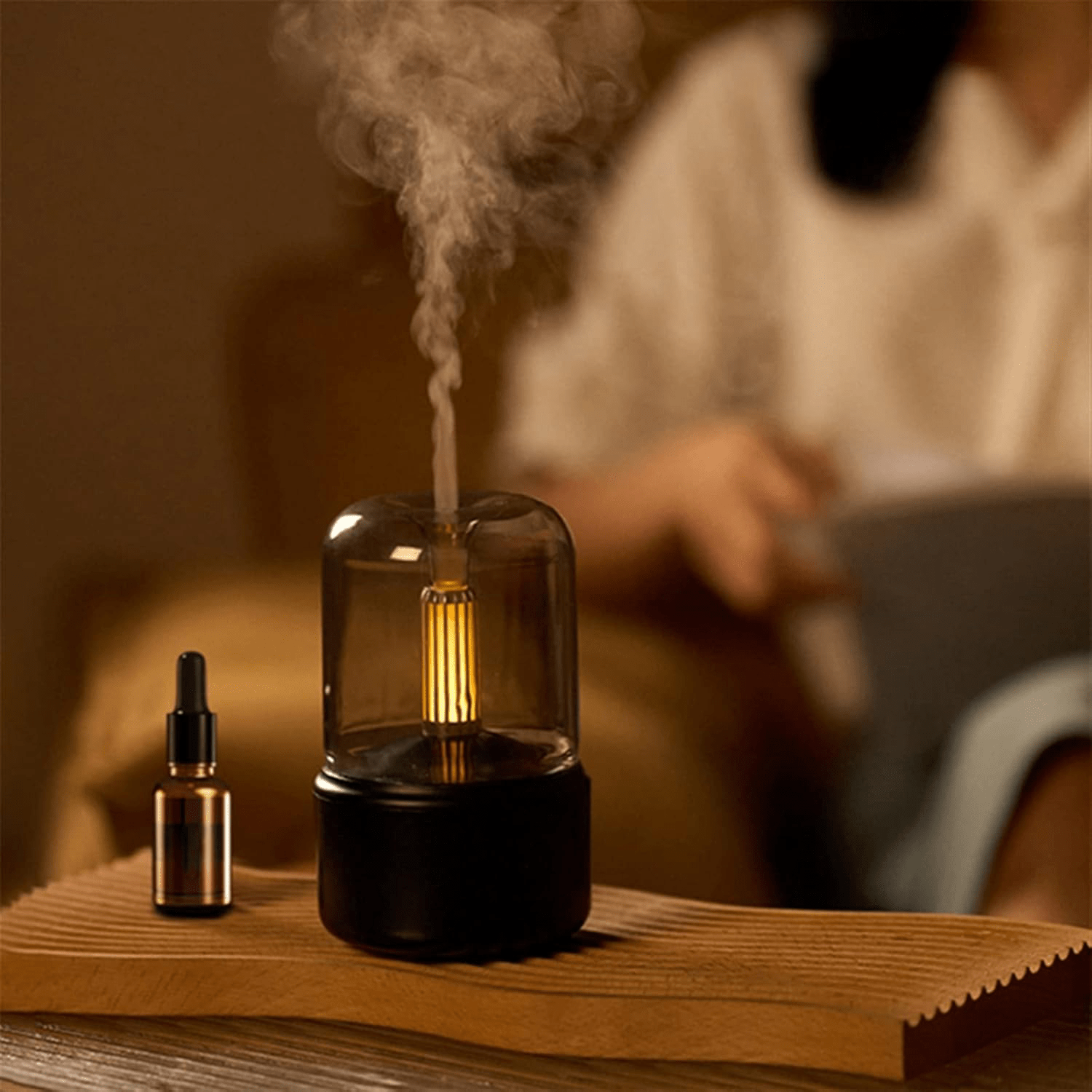 Humidificador de Aroma de 120 ml, Humidificador y Difusor de Aromas, Experiencia Relajante y Aromática, Conexión USB tipo-C, Diseño Compacto, Luz Ambiental Integrada