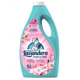 La Antigua Lavandera Detergente Líquido Flor de Cerezo, para Lavar y Cuidar la Ropa Blanca y de Color, Ayuda a Eliminar la Suciedad y Deja un Fresco Aroma Floral Duradero, 90 Lavados