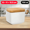 Salero Cocina con Tapa, Hecho de Cerámica y Madera, Capacidad de 700ml, Recipiente para Especias y Aliños, Blanco, 12 x 11 x 10,5 cm