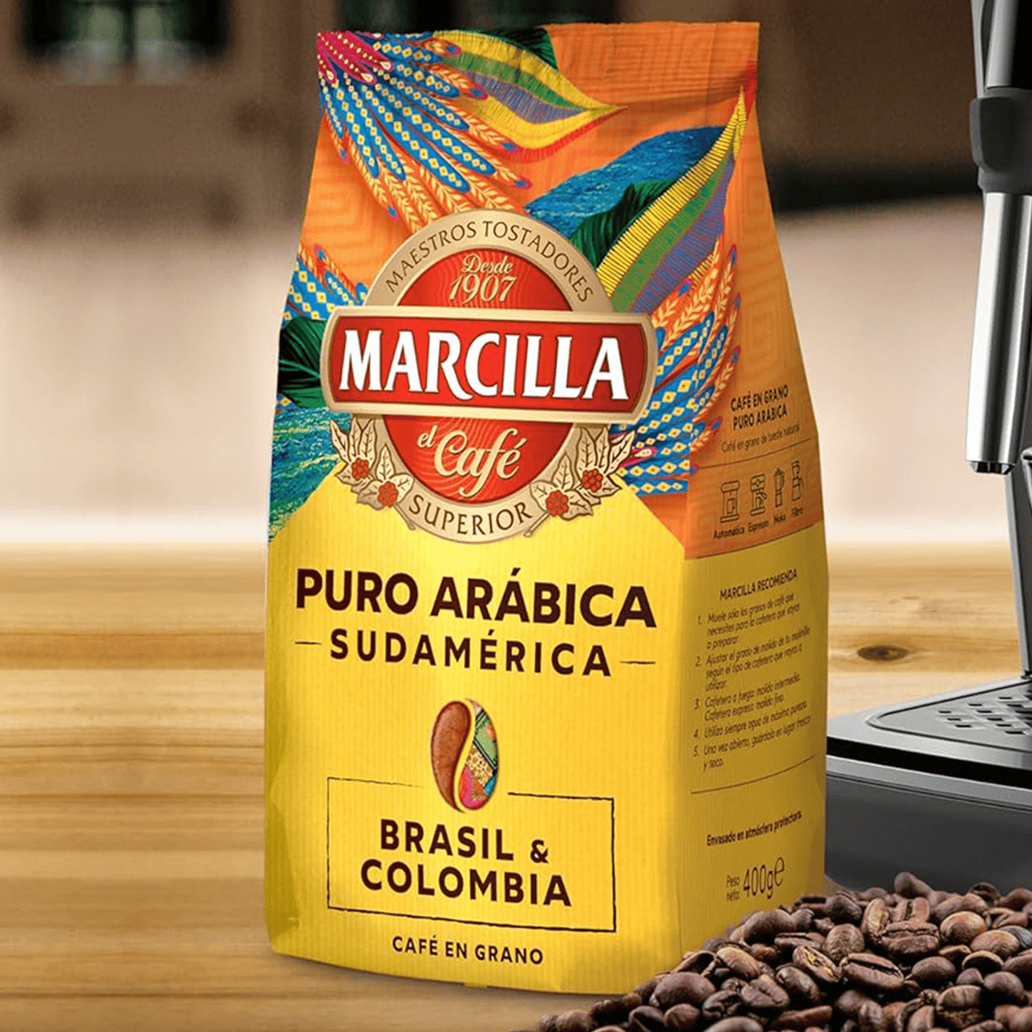 Marcilla Café Grano Puro Arábica Sudamérica Brasil & Colombia, Intensidad y Tostado Medio, Gran Aroma, Dulce, Vibrante y con Notas a Caramelo, Café en Grano Listo para ser Molido, 400g x 2 (800g)