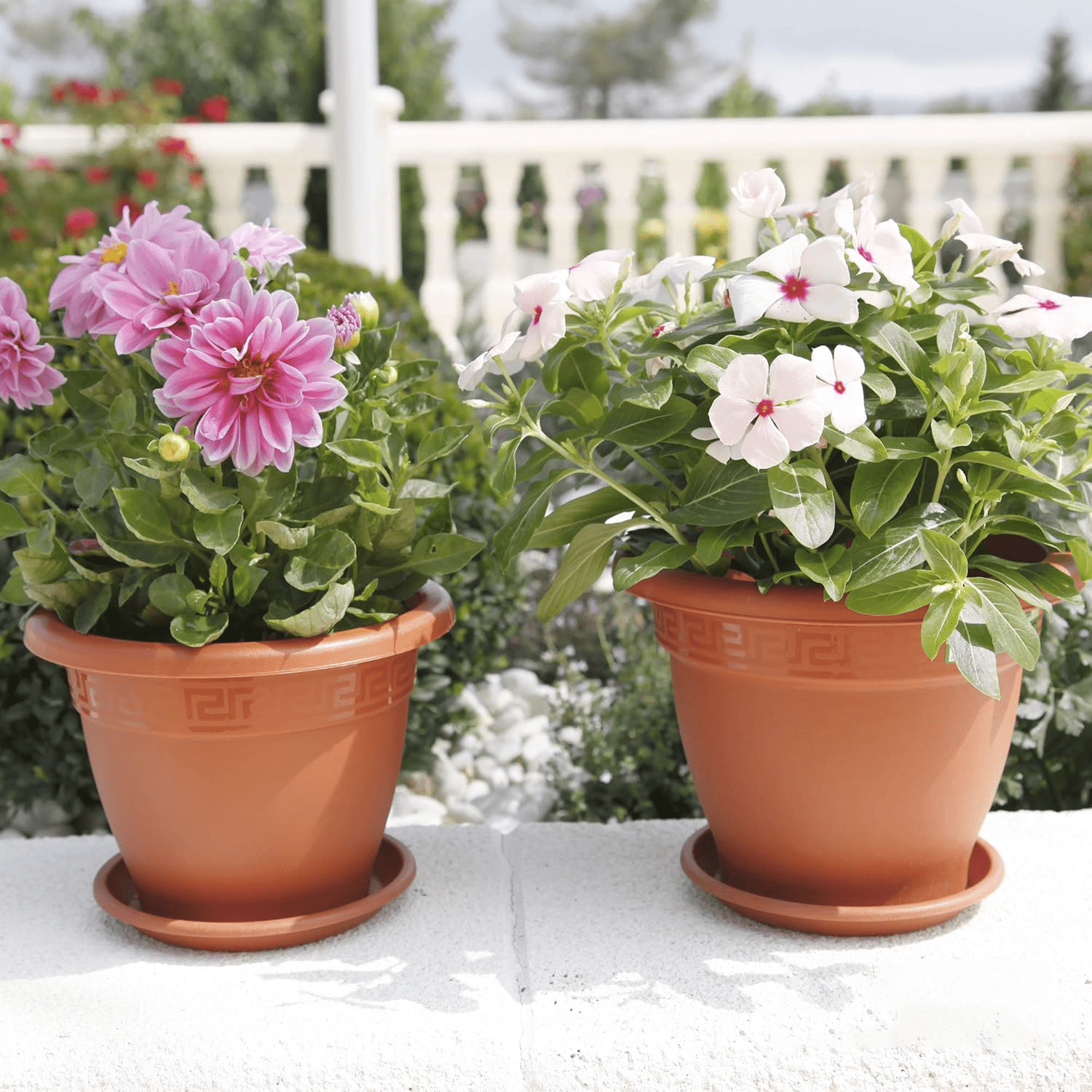 Maceta Grande Plástico, Maceta Plástico Redonda Grande con Agujeros de Drenaje, Maceta Reutilizable Duradera para Flores y Plantas de Interior y Exterior, Fácil de Plantar y Transplantar, Estilo Casual, No incluye Bandeja