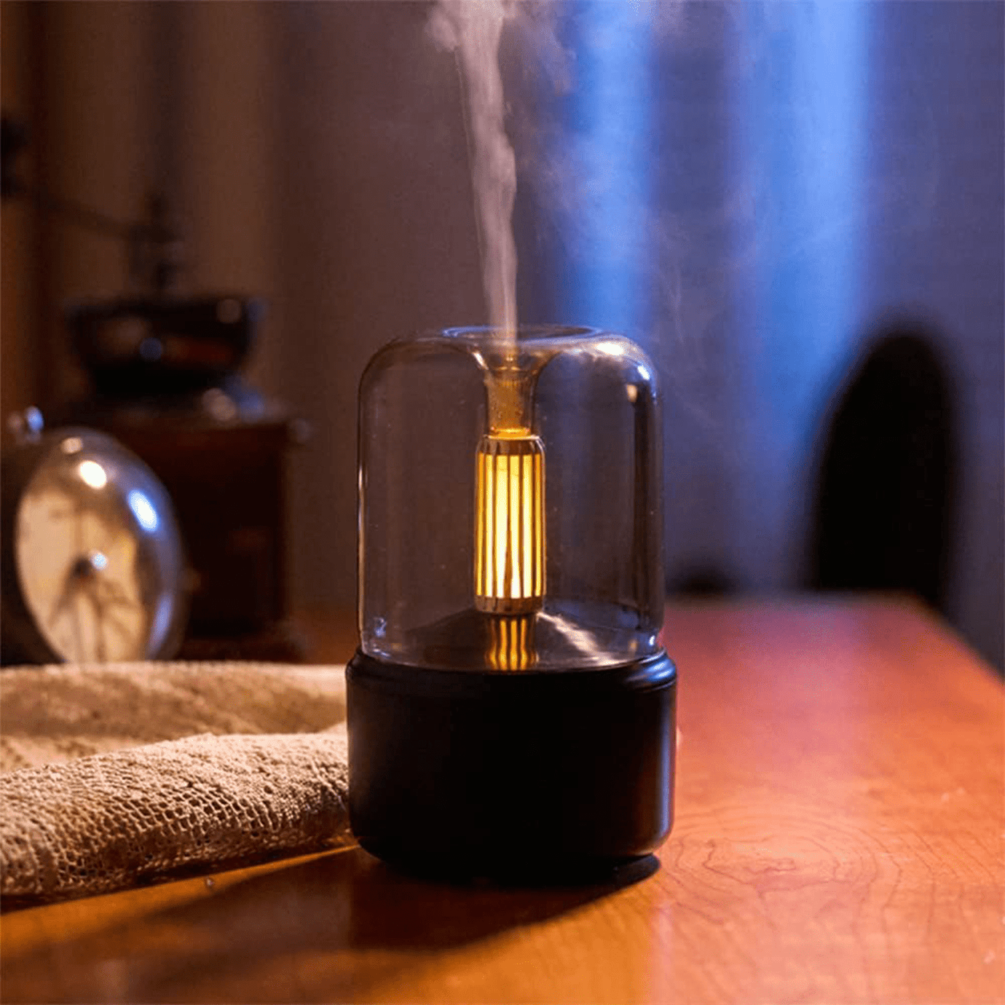 Humidificador de Aroma de 120 ml, Humidificador y Difusor de Aromas, Experiencia Relajante y Aromática, Conexión USB tipo-C, Diseño Compacto, Luz Ambiental Integrada