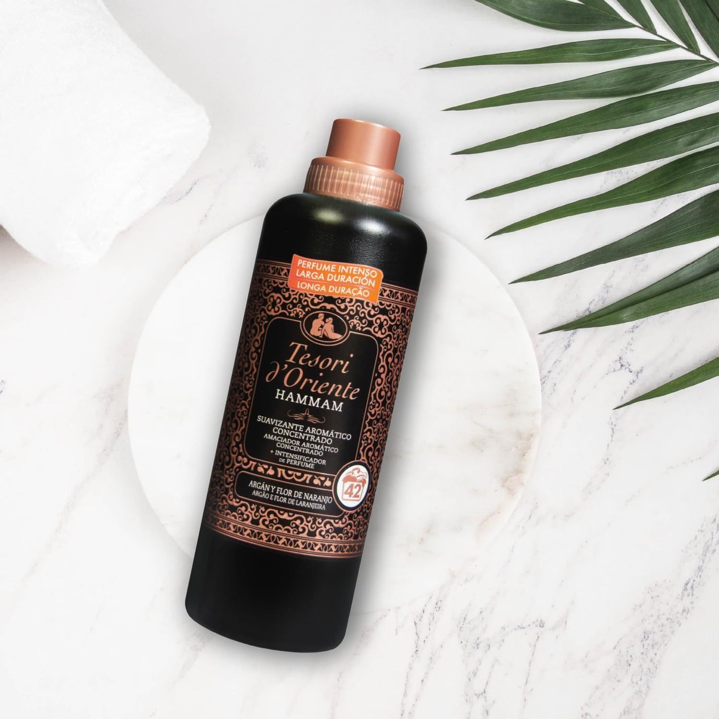 Tesori d'Oriente, Perfumador y Suavizante de Ropa Líquido Concentrado para Lavadora Hammam, Aroma de Argán y Flor de Naranjo, Microcápsulas para Fragancia Duradera, Facilita el Planchado, 760ml - 42 Lavados por Botella