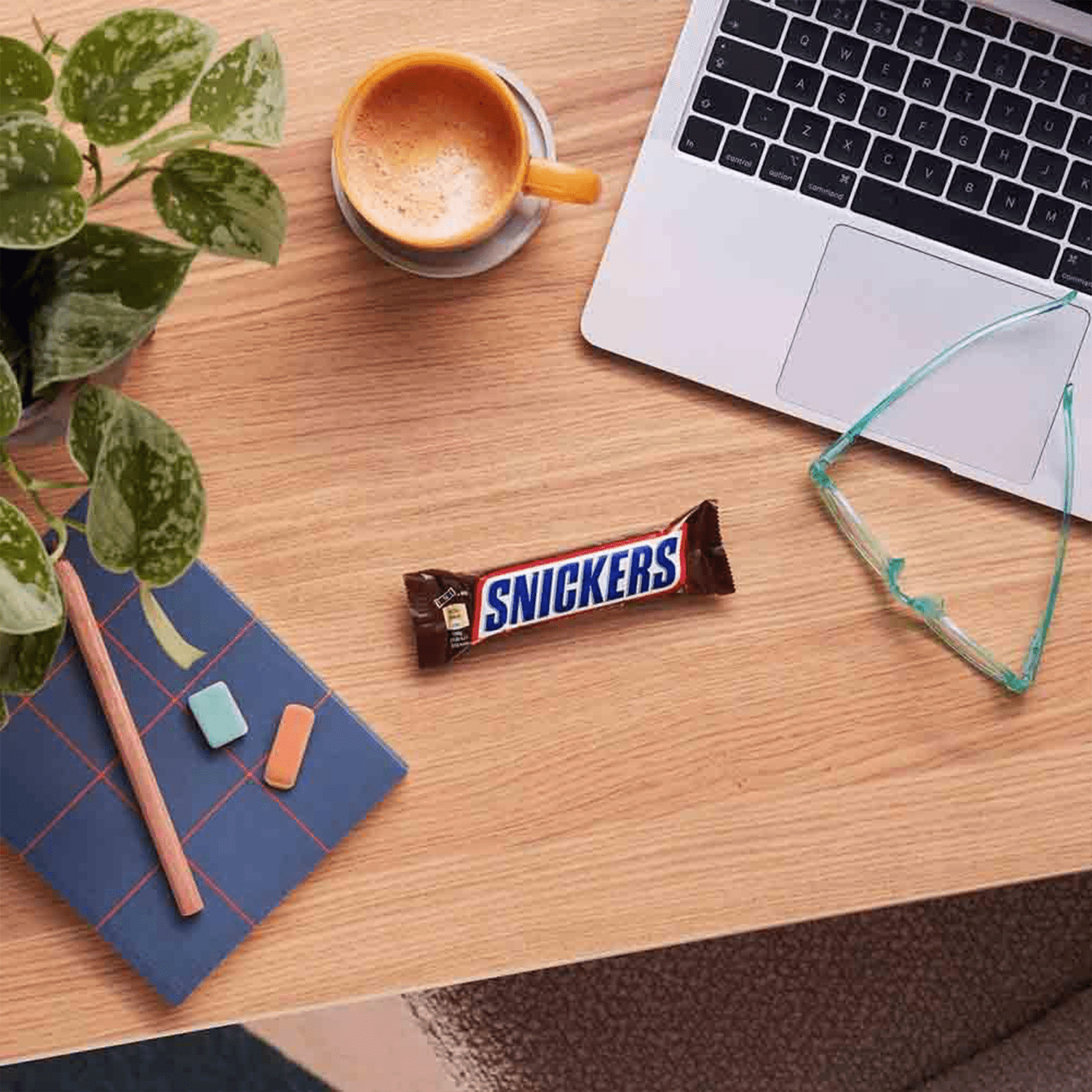 Snickers Barrita de Chocolate con Leche, Crema de Cacahuete, Caramelo y Cacahuetes, 20 Barritas de 50g