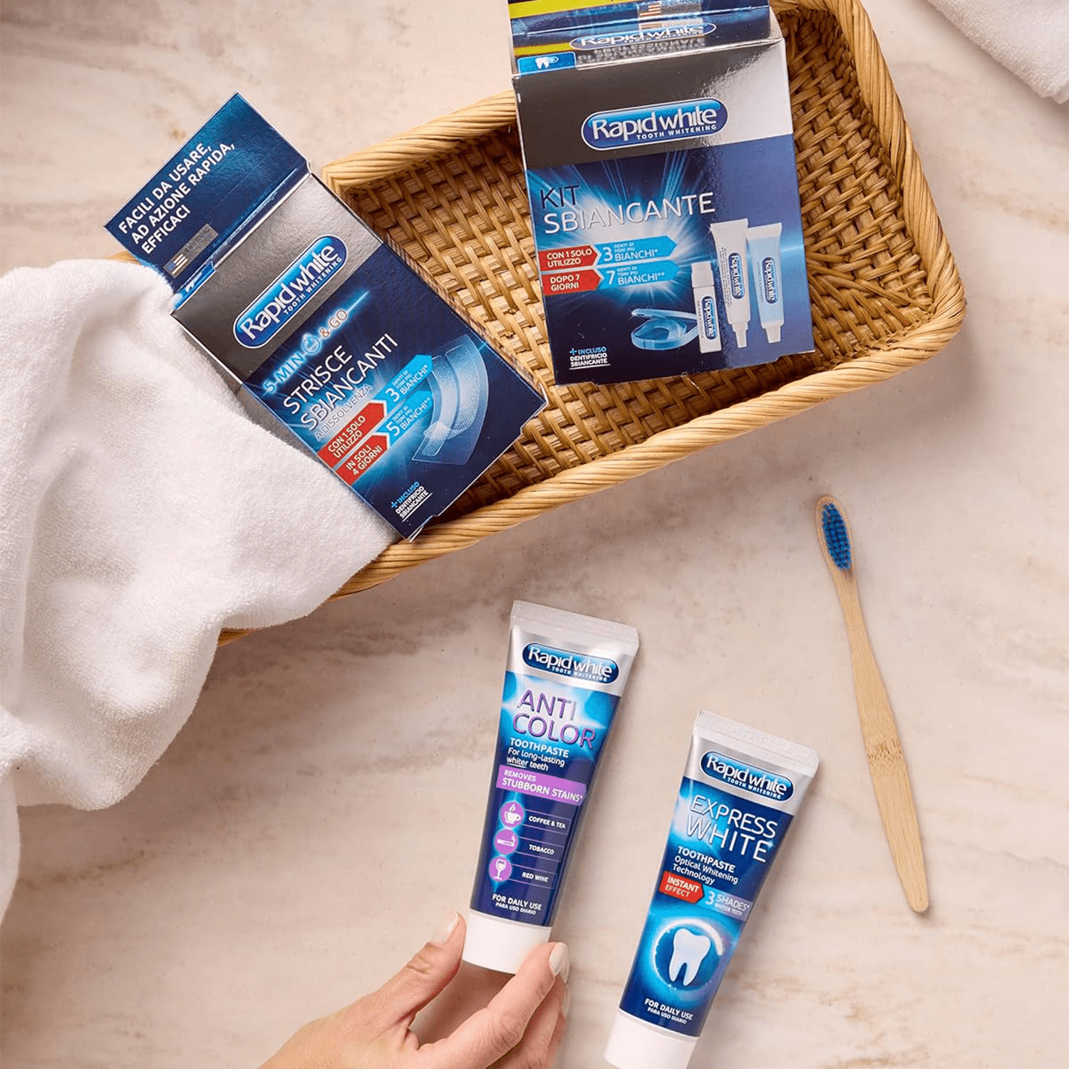 Dentífrico Blanqueador, Efecto Inmediato de 3 Tonos más Blancos desde el Primer Cepillado, Ideal para Uso Diario, Protege y Limpia Eficazmente - Rapid White