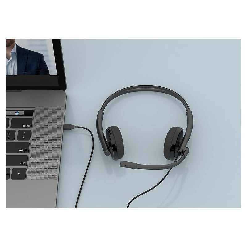 Creative HS-220 Cascos con Cable USB, Auriculares con Cable, Sonido Estéreo con Micrófono Giratorio y Supresión activa de Ruido USB, Control remoto, Casco Negro