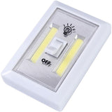 2 Luces con Interruptor, Luces LED para Pared y Superficies, Modo Apagado y Encendido, 3 pilas AAA (no incluidas), Tamaño: 8,5 x 7 x 3,2 cm, Agarres y Puntos Magnéticos para Sujección, Luz Blanca, Impermeable, Debajo De Gabinetes, Estantes, Armarios