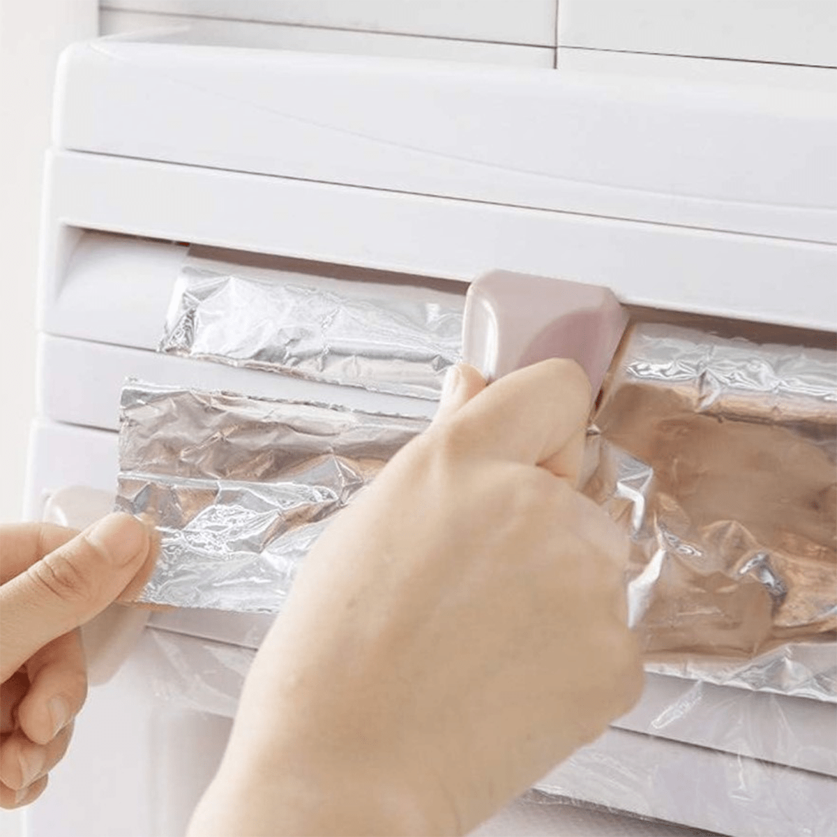 Portarrollos Papel Cocina, Estante de Almacenamiento de Cocina Montado en Pared, 2 Cortadores Incorporados, Dispensador de Plástico para Envolver, Dispensador de Papel de Aluminio, Soporte para Toallas de Papel, Soporte de Rollos de Cocina