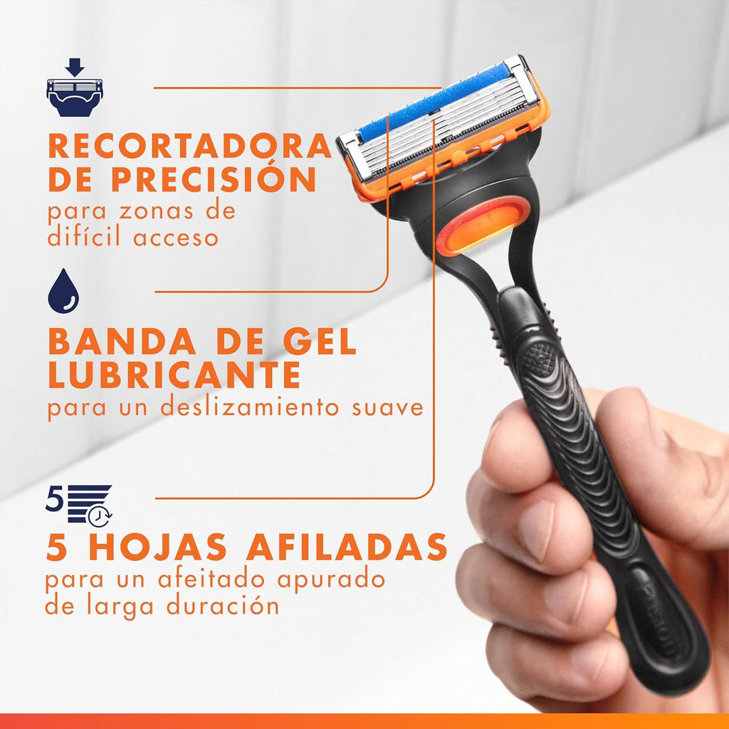 Gillette FUSION 5 Maquinilla de Afeitar Hombre + 5 Cuchillas, Hojas Afiladas Aptas para Piel Normal, Hasta 7 Meses de Afeitado