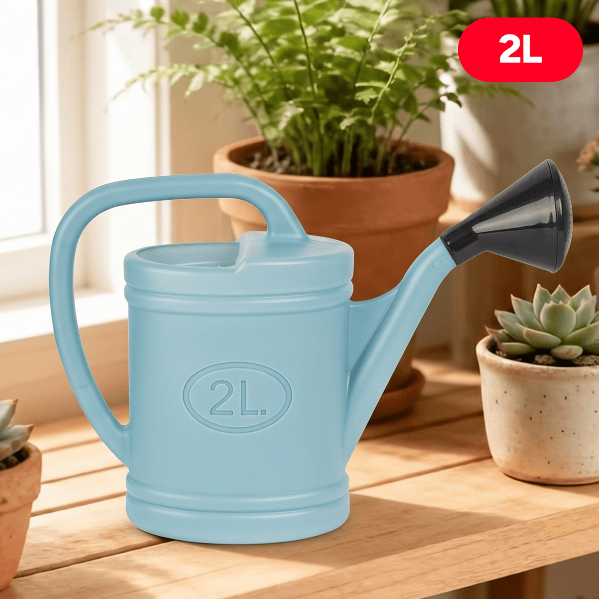Regadera Plantas 2 Litros, Uso doméstico, Riego sin Esfuerzo, Fabricada en Plástico de Alta Calidad, Ideal para Jardines Interiores y Exteriores