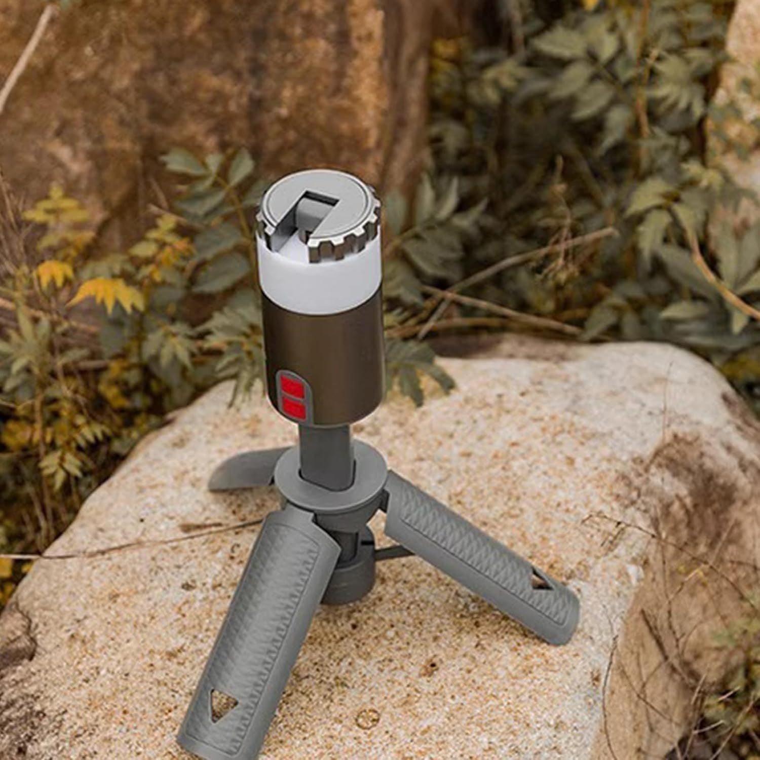 Linterna Campamento Telescópica y Recargable, Varios niveles de Luz y Color, Plástico ABS y Aluminio, Mando a distancia, Bombilla COB + RGB, Batería: 2 x 3.000 mAh, Medidas: 7 x 7 x 31-113,5 cm